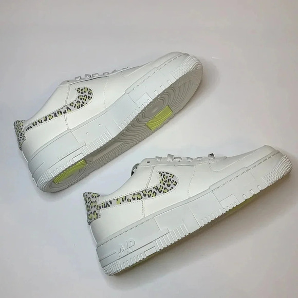 Nike Air Force 1 Pixel Sneakers Animal Print, Sail White - Picture 9 of 9
